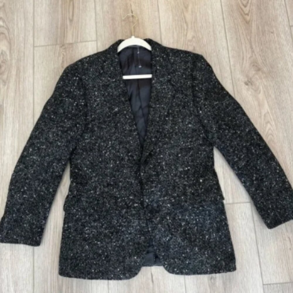 Vintage men's jacket. A genuine Mc nutt tweed. Woven in Donegal Ireland!